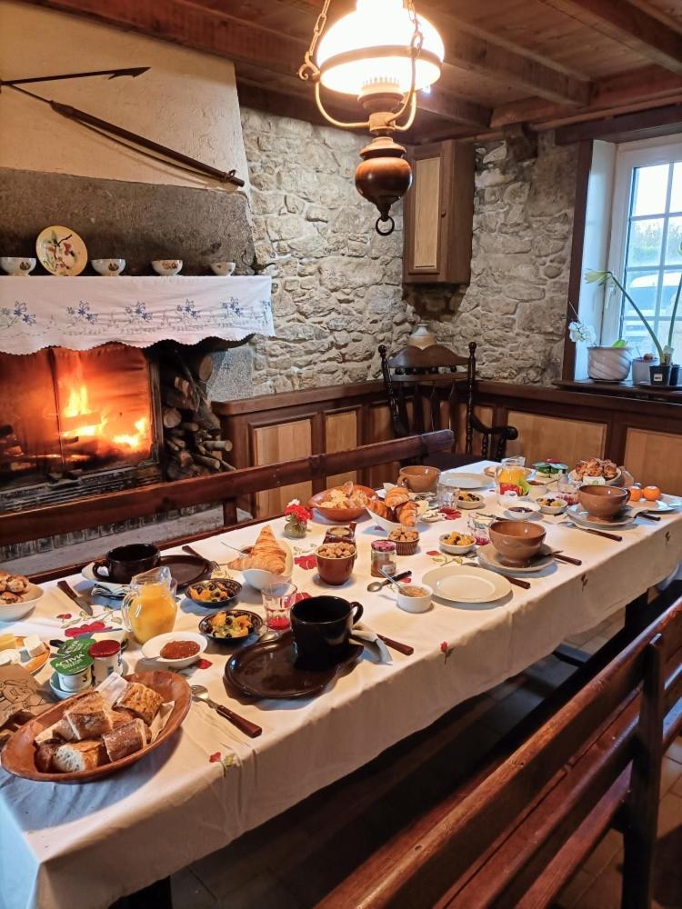 Oudoty Bed and Breakfast Kerlouan Eksteriør billede